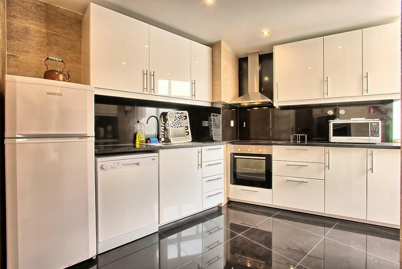 Almirante 3-Four Bedrooms Lisboa 0*,  Portugalsko