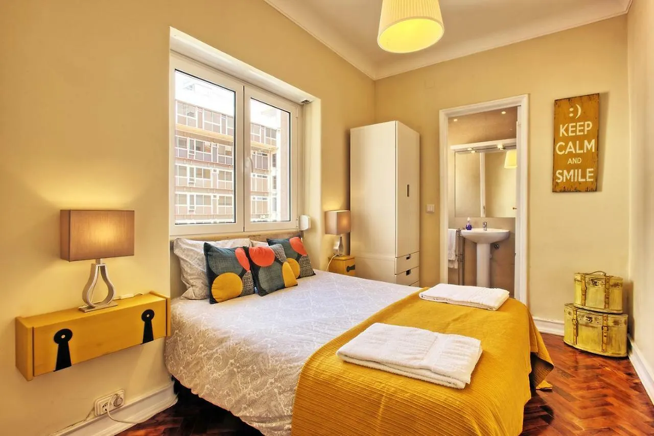 Almirante 3-Four Bedrooms Lisboa