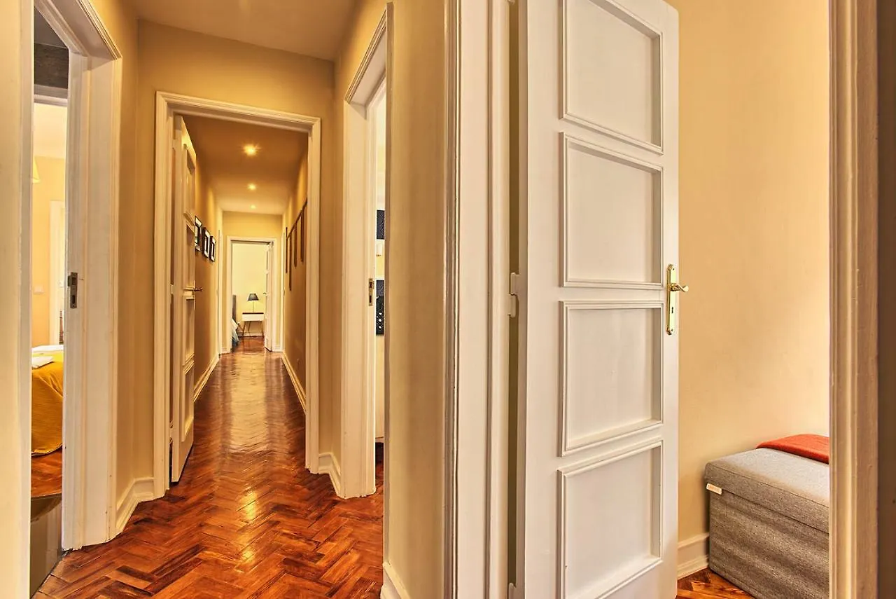 Almirante 3-Four Bedrooms Lisboa