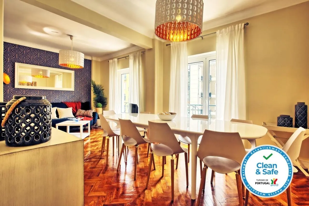 Almirante 3-Four Bedrooms Lisbon